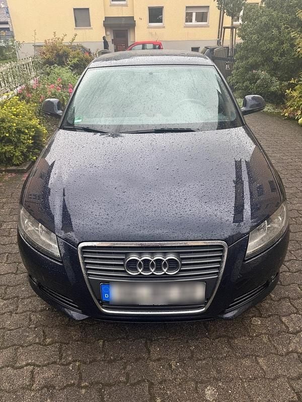 Schwarz Gebraucht 2010 Audi A3 Sportback S-Line Kleinwagen | 7.000 € (Fairer Preis) - Bild 1/4
