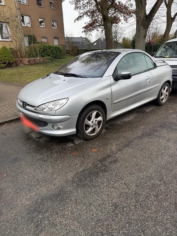 Gebraucht Peugeot 206 CC 109 PS (80 kW) 2005 Grau Cabrio