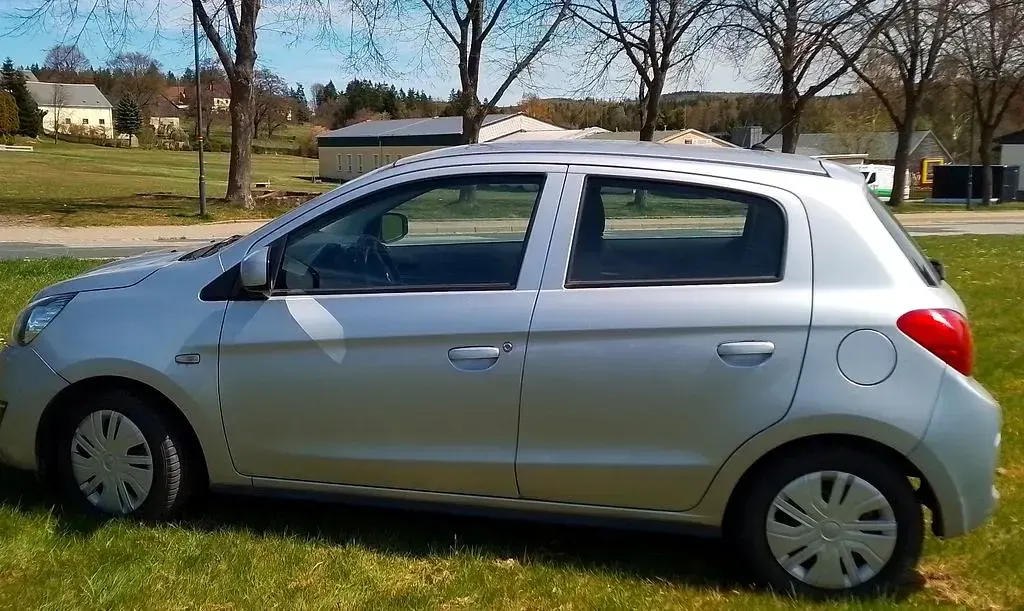 Brugt Mitsubishi Space Star 71 HK (52 kW) 2017 Sølv Hatchback