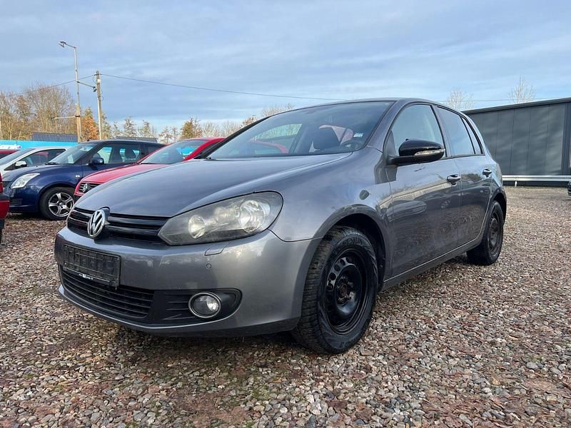 Schwarz Gebraucht 2012 VW Golf VI Match Kleinwagen | 4.790 € (Guter Preis) - Bild 1/4
