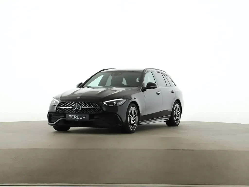 Gebraucht Mercedes C200 AMG 163 PS (119 kW) 2023 Schwarz Limousine