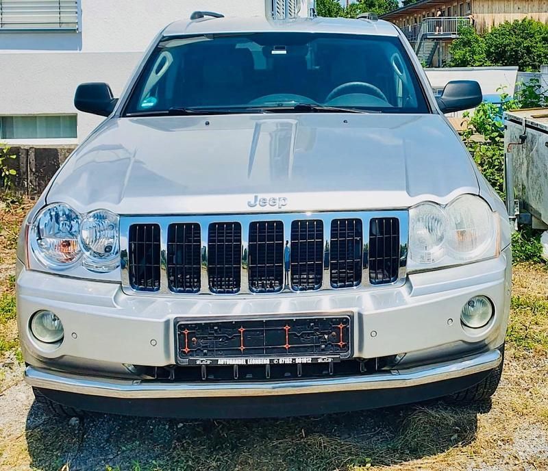 Silber Gebraucht 2007 Jeep Grand Cherokee SUV | 9.300 € - Bild 1/4