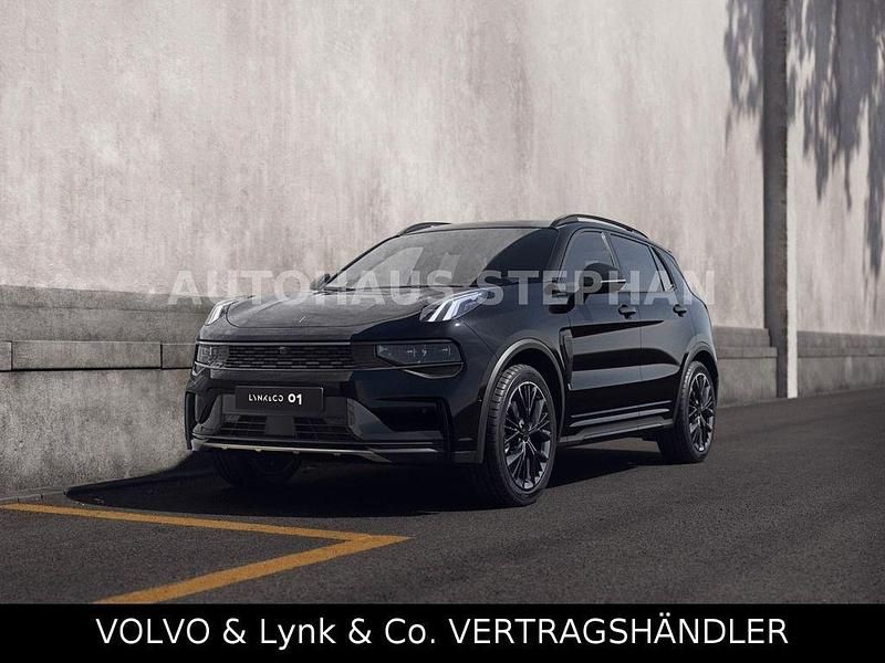Neu Lynk & Co 01 280 PS (205 kW) 2026 Schwarz SUV