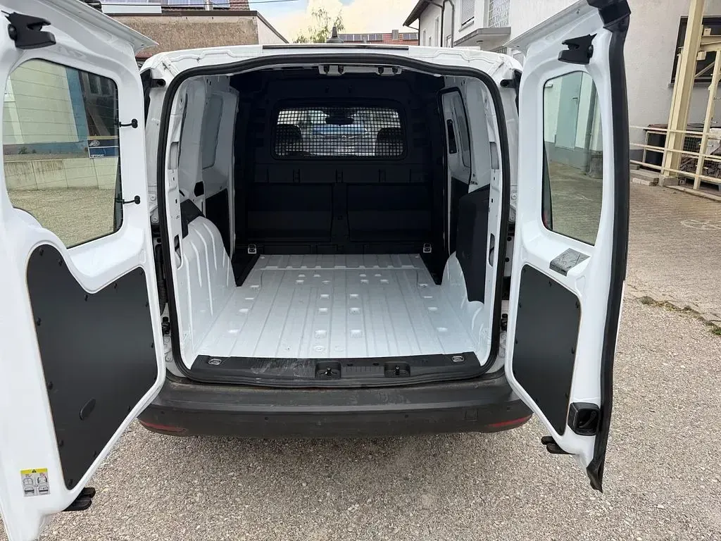 Gebraucht Ford Transit Connect Trend 116 PS (85 kW) 2025 Weiß Van / Kleinbus