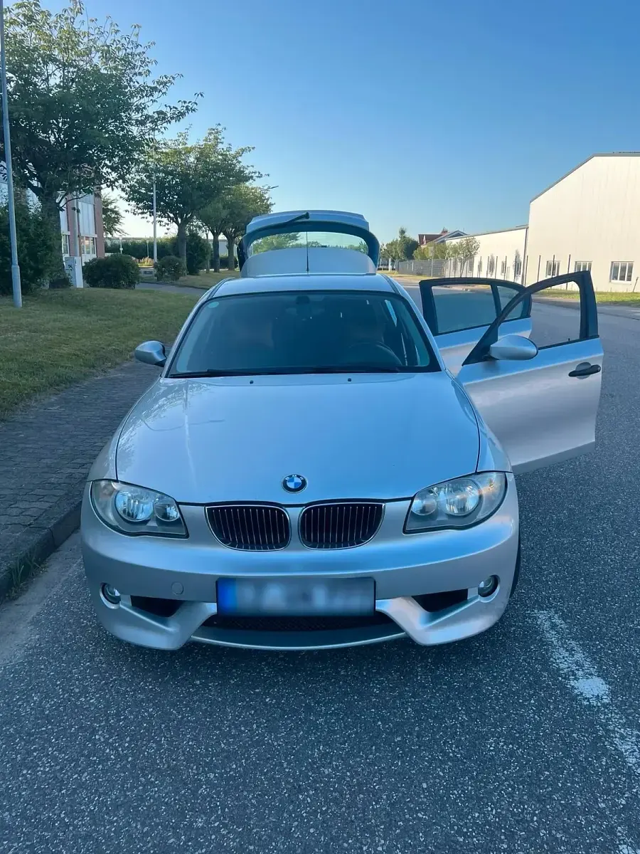 Gebraucht BMW 116 115 PS (84 kW) 2006 Silber Kleinwagen