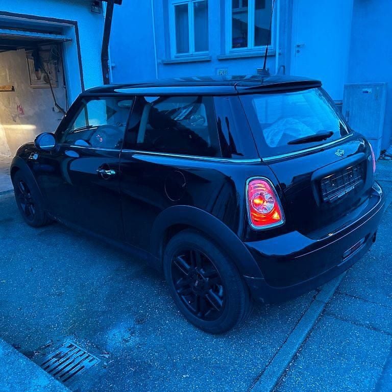 Gebraucht Mini ONE Brick Lane 75 PS (55 kW) 2014 Schwarz Kleinwagen