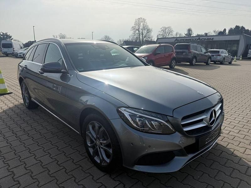Gebraucht Mercedes C220 170 PS (125 kW) 2016 Grau Kombi