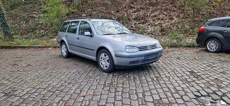 Gebraucht VW Golf IV 105 PS (77 kW) 2002 Silber Kombi
