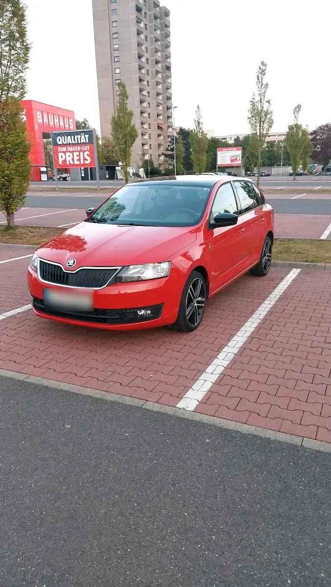 Gebraucht Skoda Rapid 122 PS (89 kW) 2014 Rot Kleinwagen