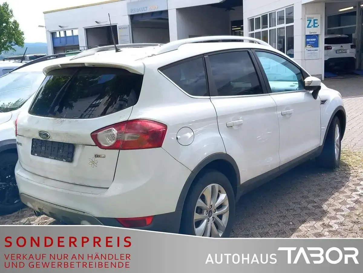 Gebraucht Ford Kuga Titanium 136 PS (100 kW) 2009 Frostweiß SUV
