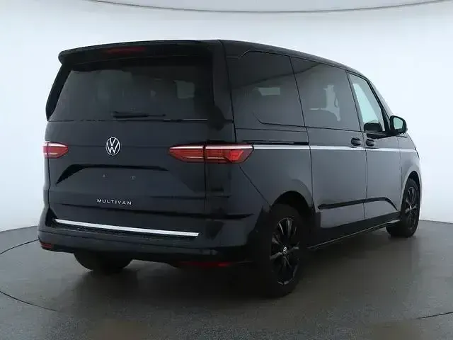 Gebraucht VW Multivan Style 150 PS (110 kW) 2025 Andere Van / Kleinbus