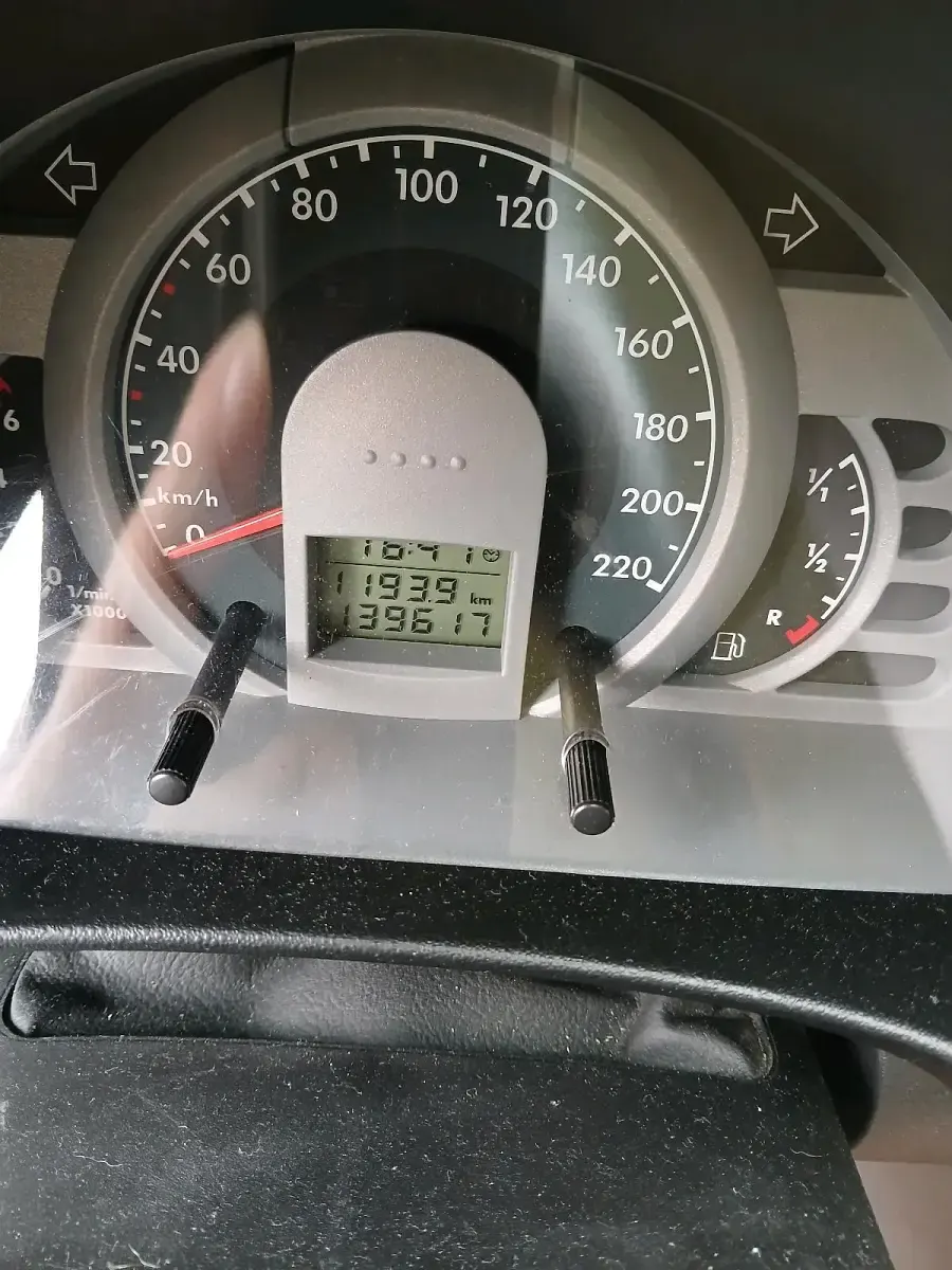 Używany VW Fox 55 KM (40 kW) 2008 Srebrny Hatchback