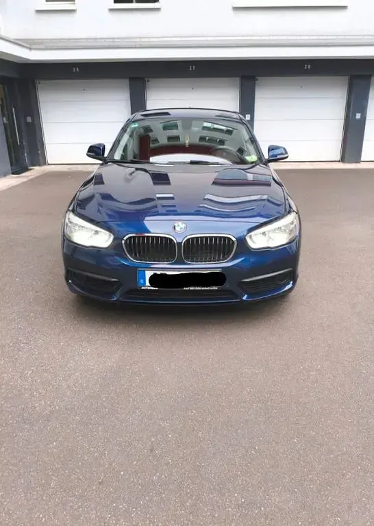 Gebraucht BMW 116 Comfort Edition 109 PS (80 kW) 2015 Blau Kleinwagen