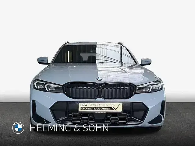 Gebraucht BMW 330 M Sport 286 PS (210 kW) 2025 Grau Kombi