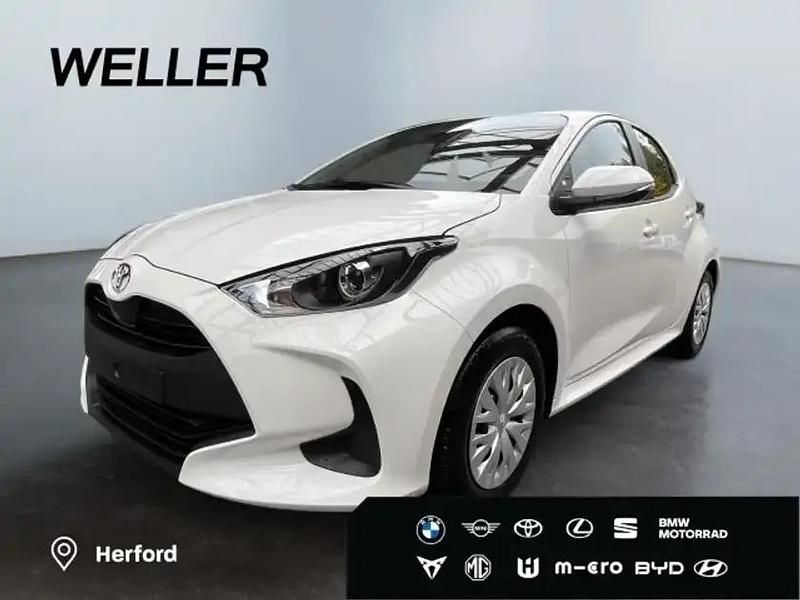 Schneeweiß Neu 2025 Toyota Yaris Hybrid Comfort Kleinwagen | 22.989 € (Guter Preis) - Bild 1/3
