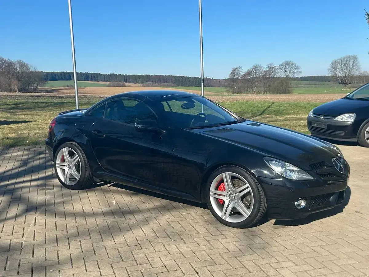 Gebraucht Mercedes SLK350 Sport 305 PS (224 kW) 2009 Obsidianschwarz  metalliclack Cabrio