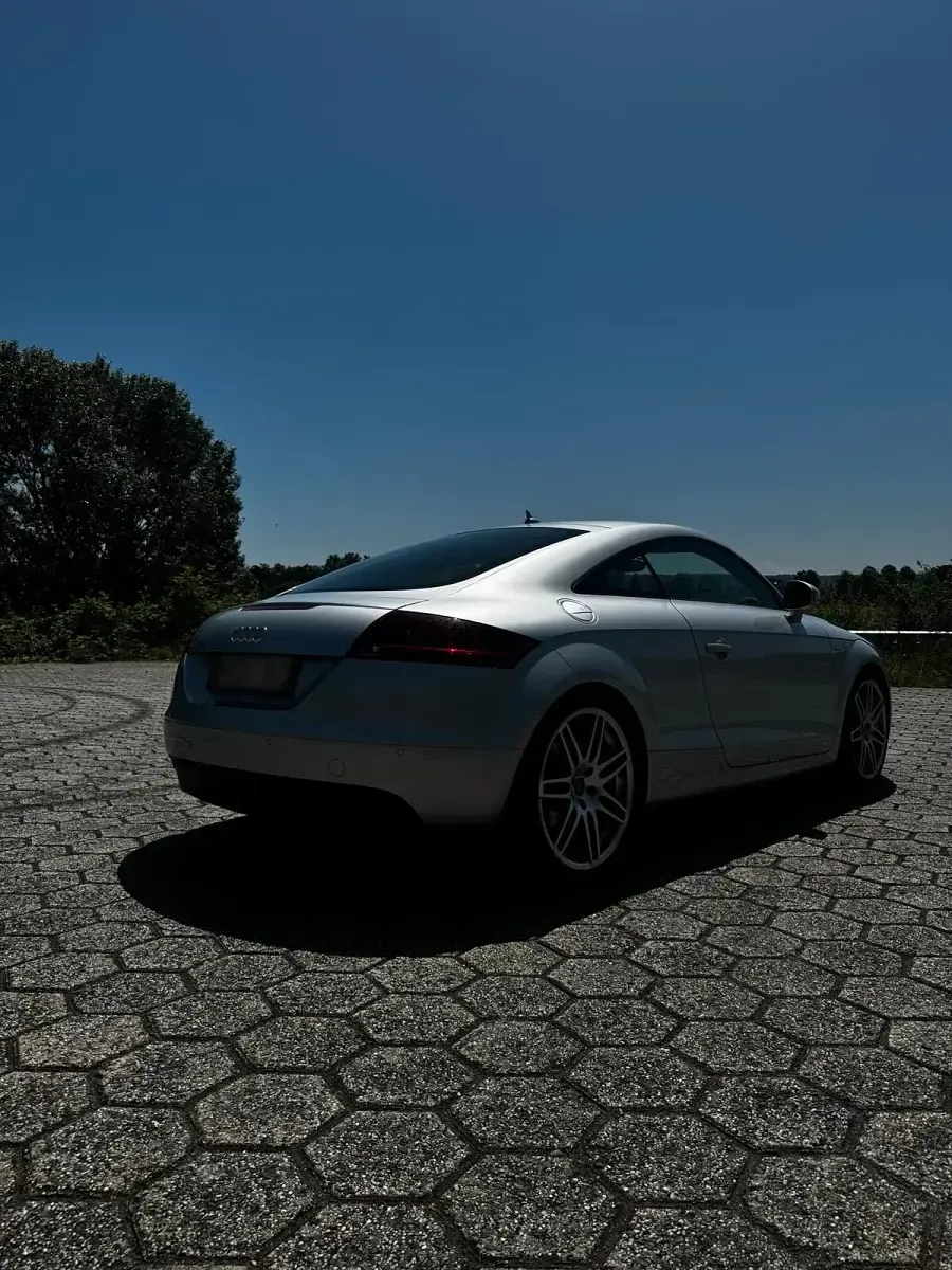 Gebraucht Audi TT Design 200 PS (147 kW) 2010 Silber Coupé