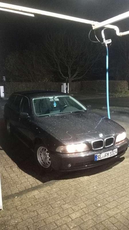 Gebraucht 2001 BMW 520 Kombi | 1.400 € (Guter Preis) - Bild 1/4