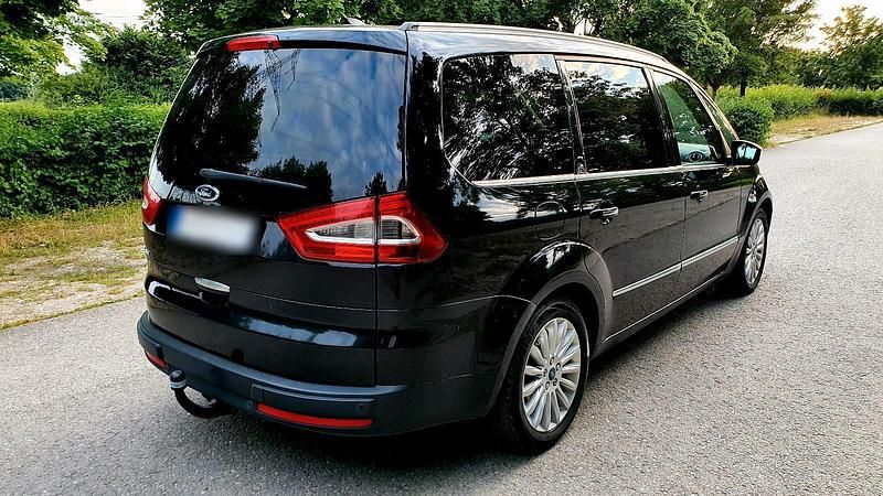 Gebraucht Ford Galaxy Titanium 140 PS (102 kW) 2012 Schwarz Van / Kleinbus