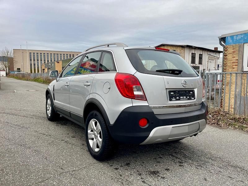 Second-hand Opel Antara 167 CP (122 kW) 2011 Gri SUV