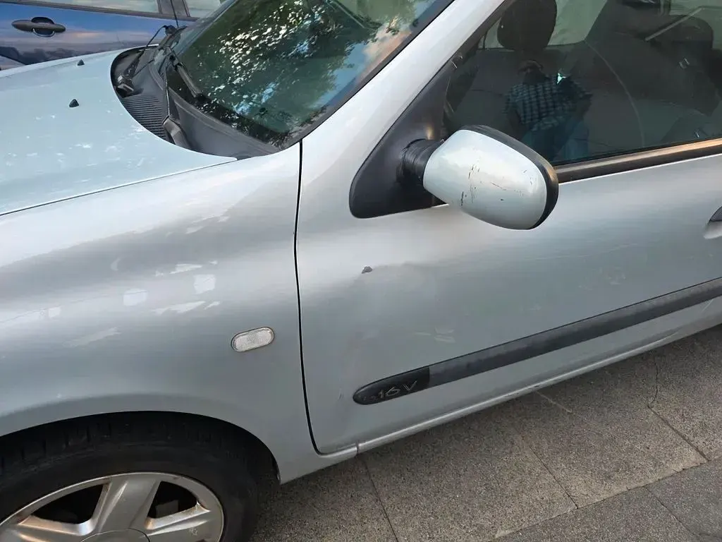Gebraucht Renault Clio II 75 PS (55 kW) 2003 Grau Limousine