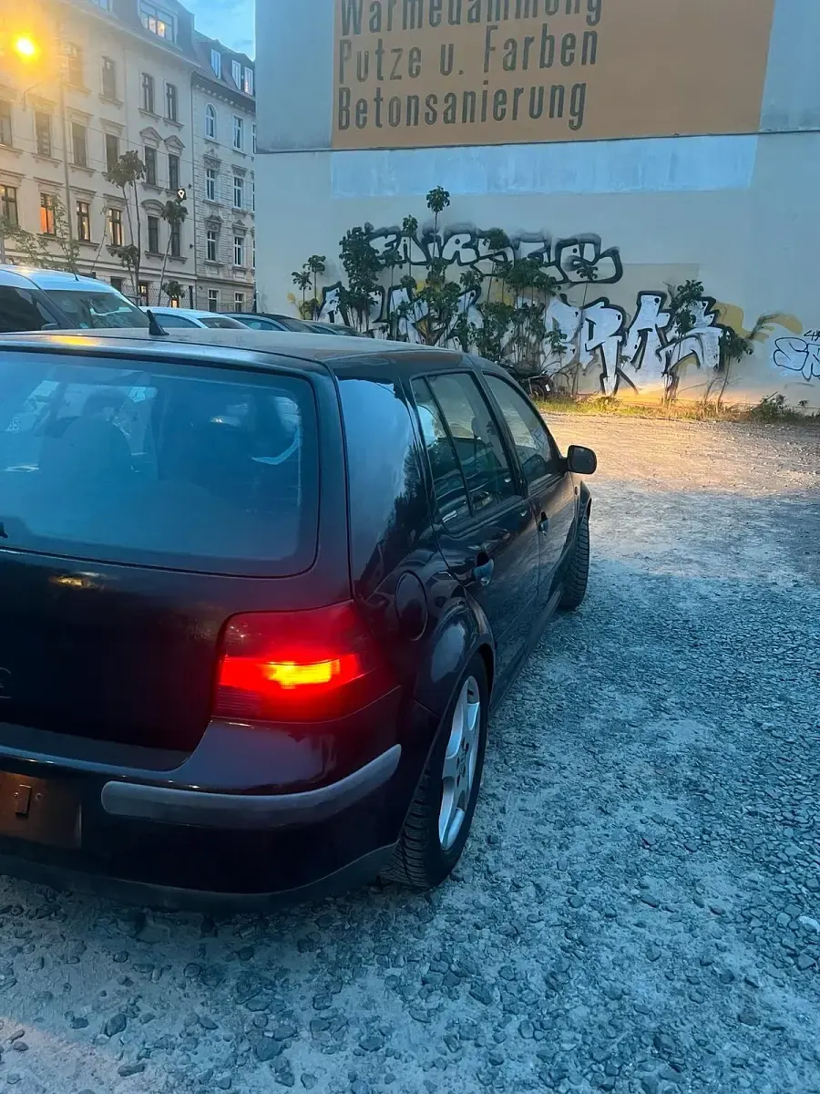 Gebraucht VW Golf IV 110 PS (80 kW) 2000 Schwarz Limousine