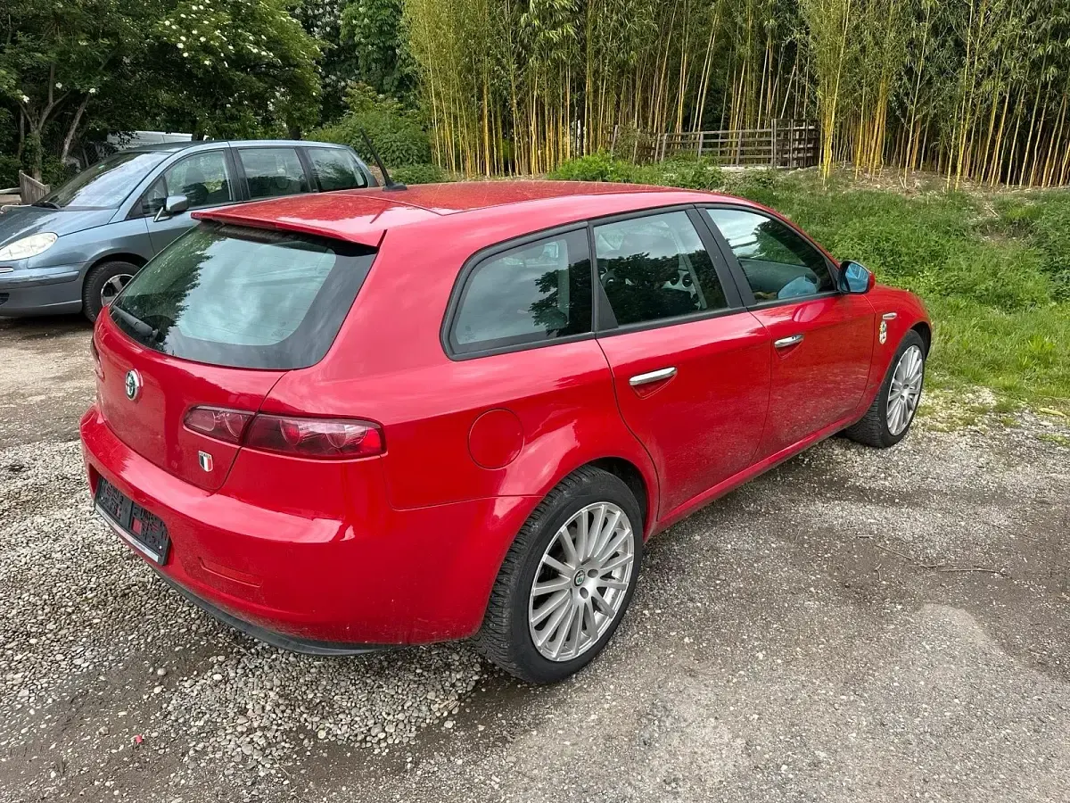 Occasion Alfa Romeo 159 170 ch (125 kW) 2010 Rouge Break