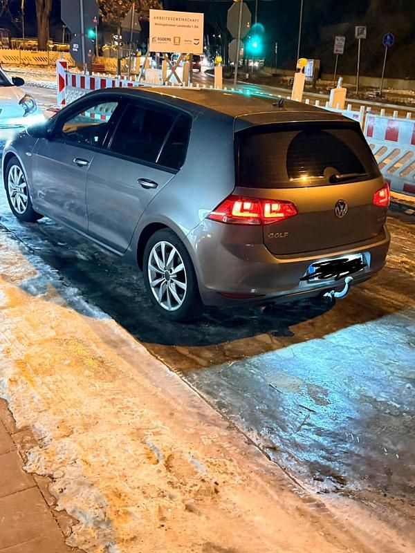 Gebraucht VW Golf VII 110 PS (80 kW) 2013 Grau Kleinwagen