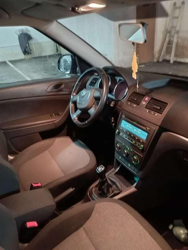 Gebraucht Skoda Yeti Elegance 105 PS (77 kW) 2013 SUV