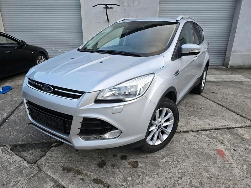 Gebraucht Ford Kuga 180 PS (132 kW) 2016 Grau SUV