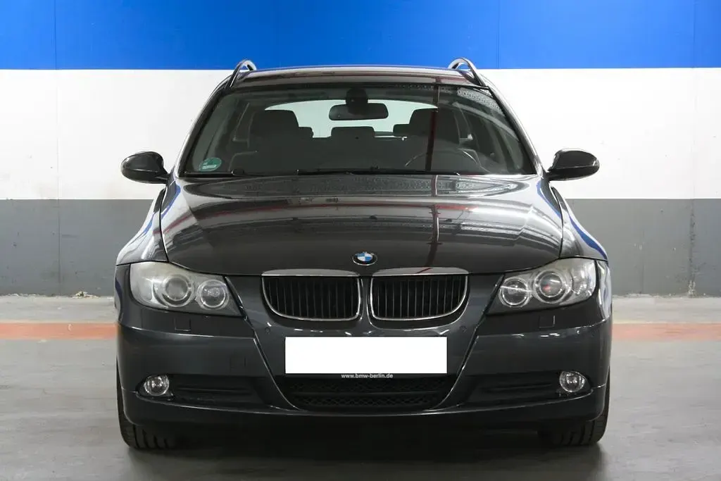 Gebraucht BMW 320 Advantage 170 PS (125 kW) 2007 Grau Kombi
