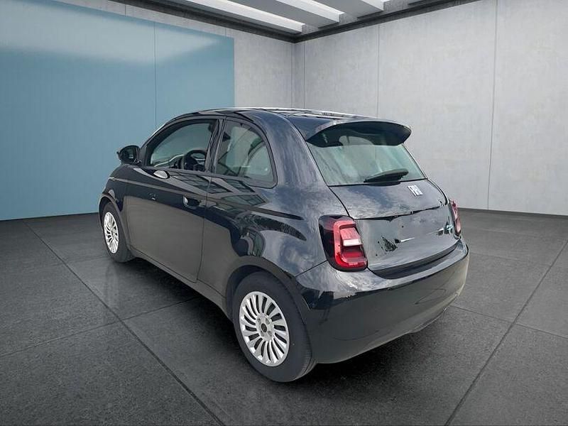 Gebraucht Fiat 500e Action 69 kW (95 PS) 2023 Schwarz Kleinwagen