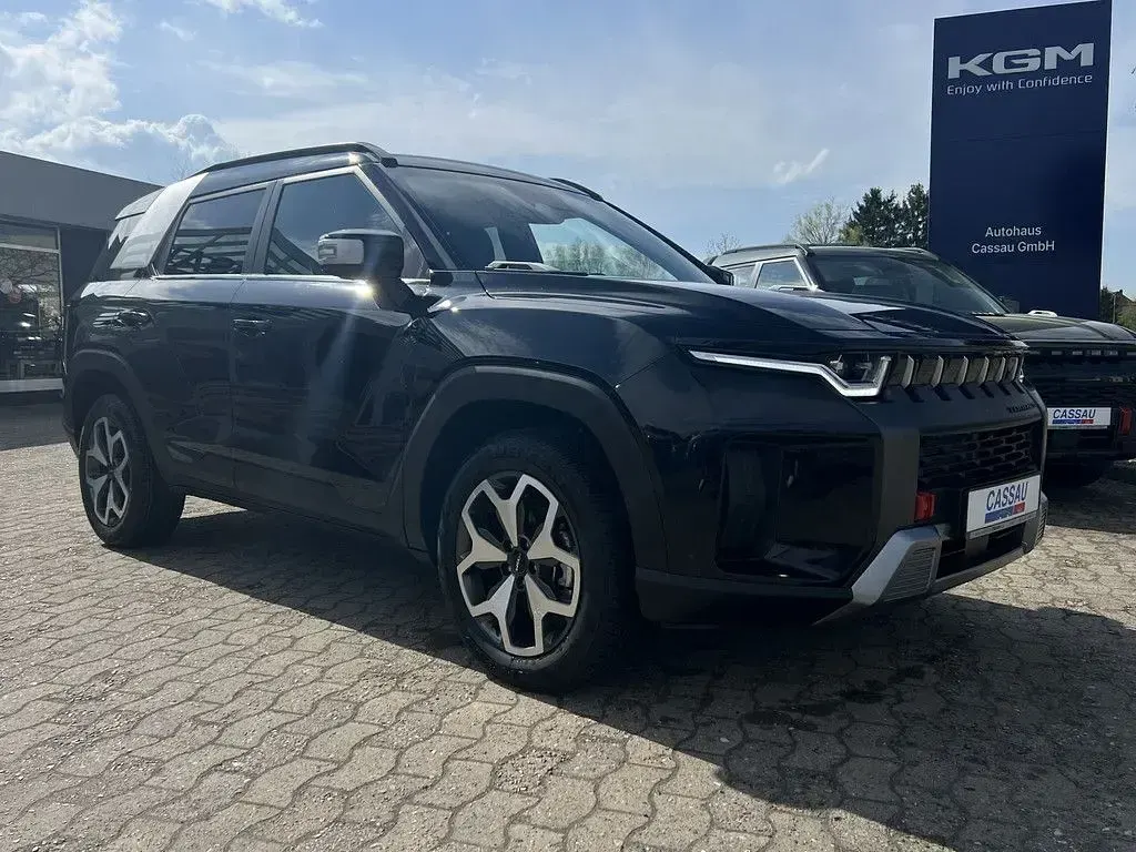 Neu KGM Torres 163 PS (119 kW) 2026 Schwarz SUV