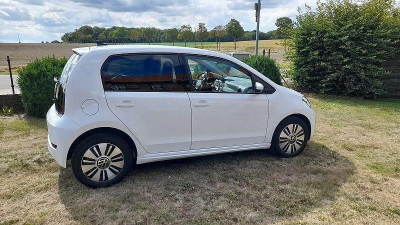 Gebraucht VW e-up! Style 61 kW (83 PS) 2022 Weiß Kleinwagen
