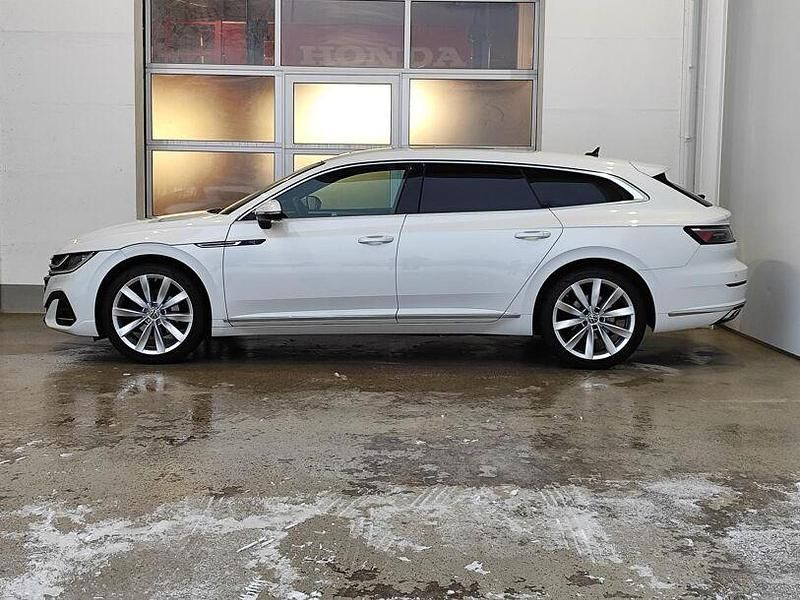 Gebraucht VW Arteon R-line 218 PS (160 kW) 2022 Oryxweiß perlmutteffekt Kombi