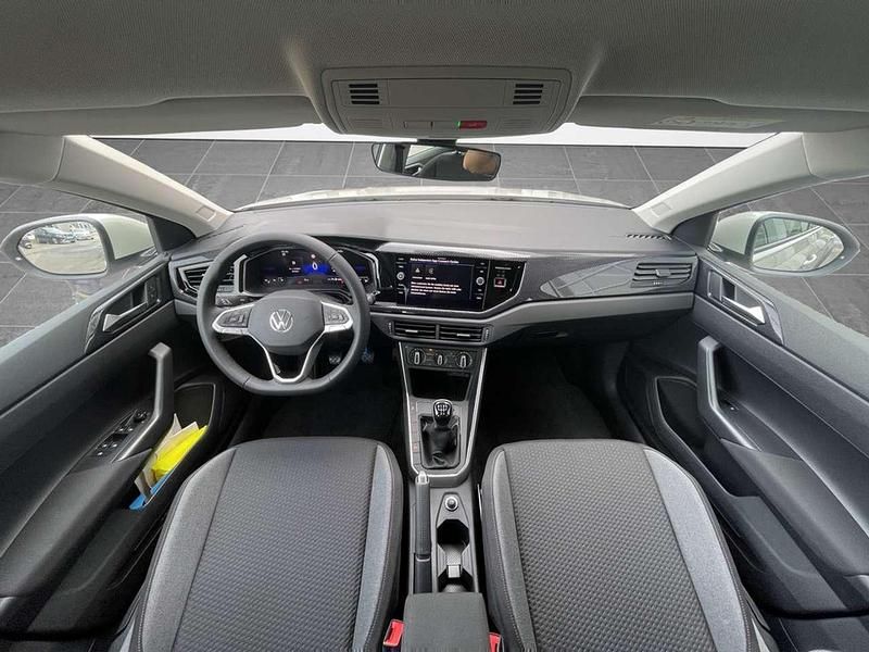 Gebraucht VW Taigo Life 95 PS (69 kW) 2025 Grau SUV