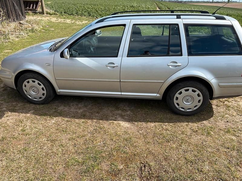 Gebraucht VW Golf IV 110 PS (80 kW) 2003 Silber Kombi