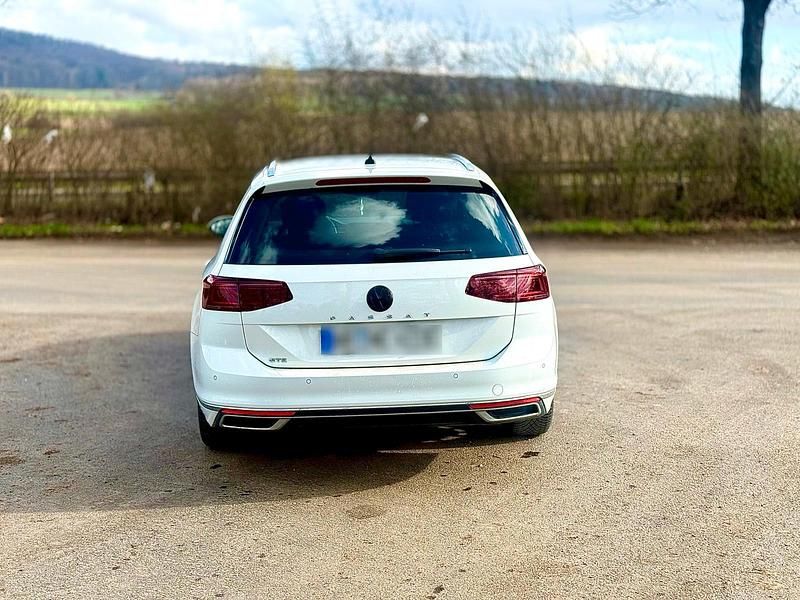 Gebraucht VW Passat GTE 218 PS (160 kW) 2020 Weiß Kombi