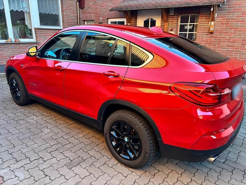 Gebraucht BMW X4 190 PS (139 kW) 2015 Rot SUV