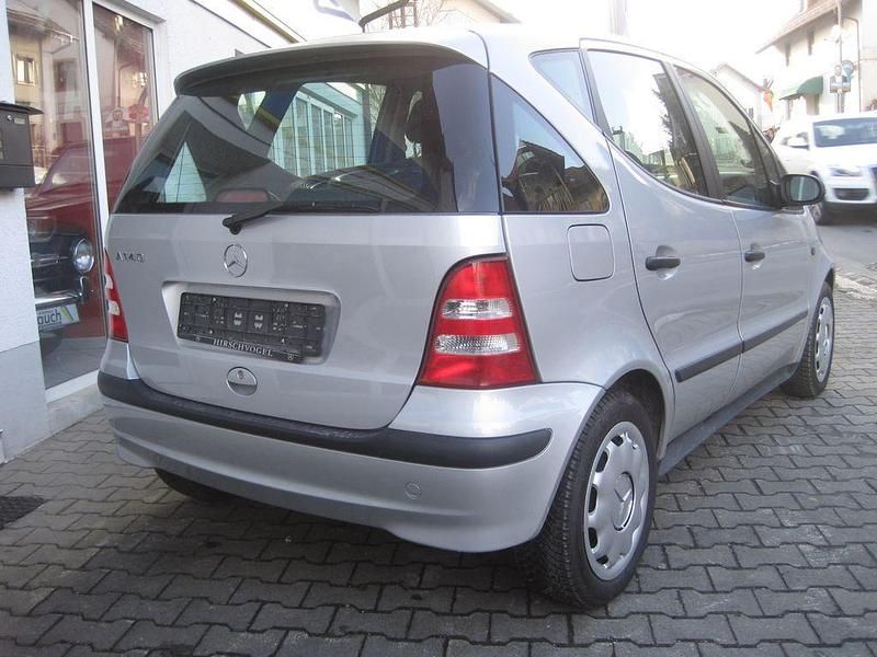 Gebraucht Mercedes A140 82 PS (60 kW) 2004 Silber Van / Kleinbus