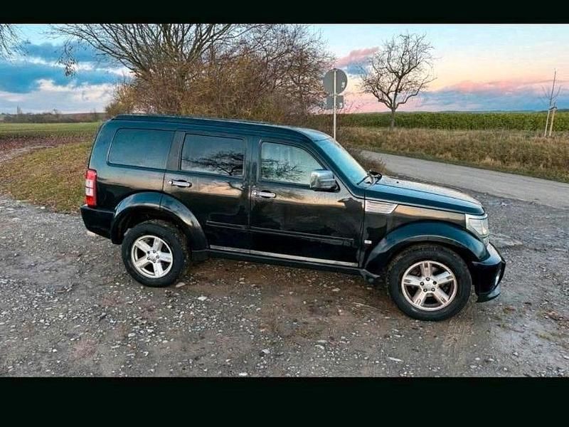 Second-hand Dodge Nitro 177 CP (130 kW) 2008 Negru SUV