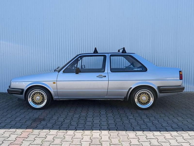 Używany VW Jetta R 75 KM (55 kW) 1985 Srebrny Sedan/Limuzyna
