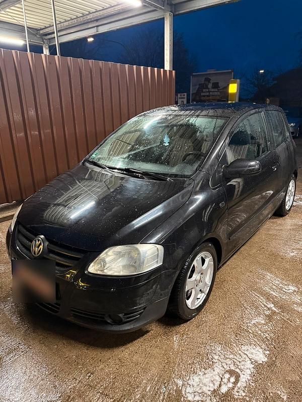 Gebraucht VW Fox 54 PS (39 kW) 2006 Schwarz Kleinwagen