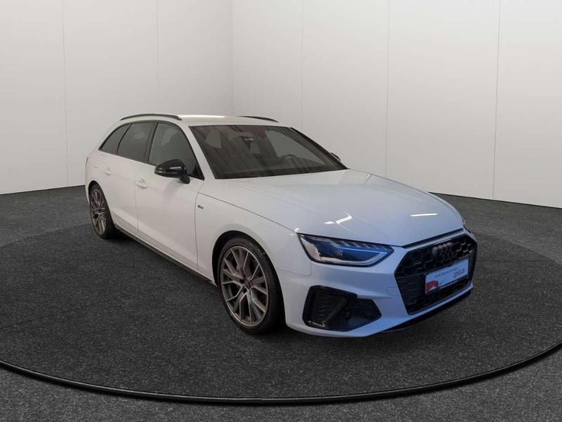 Gebraucht Audi A4 S-Line 204 PS (150 kW) 2022 Gletscherweiss Kombi