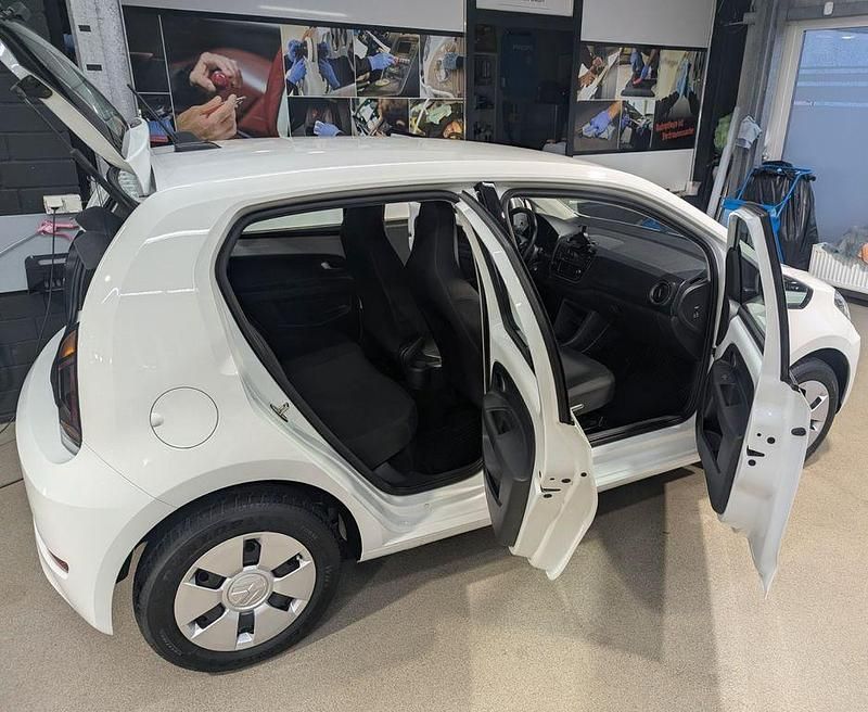 Gebraucht VW e-up! 61 kW (83 PS) 2020 Weiß Kleinwagen