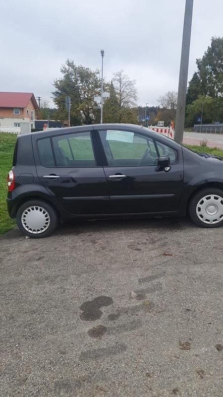 Second-hand Renault Modus 75 CP (55 kW) 2006 Negru Monovolum