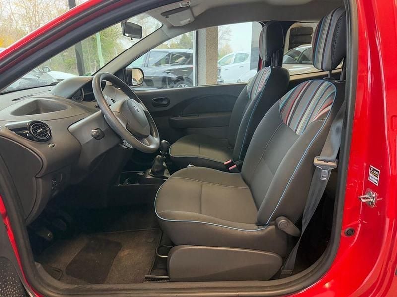 Gebraucht Renault Twingo Expression 75 PS (55 kW) 2014 Rot Kleinwagen