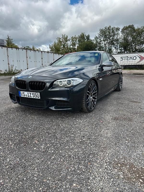 Schwarz Gebraucht 2013 BMW M550 Limousine | 18.999 € (Superpreis) - Bild 1/4