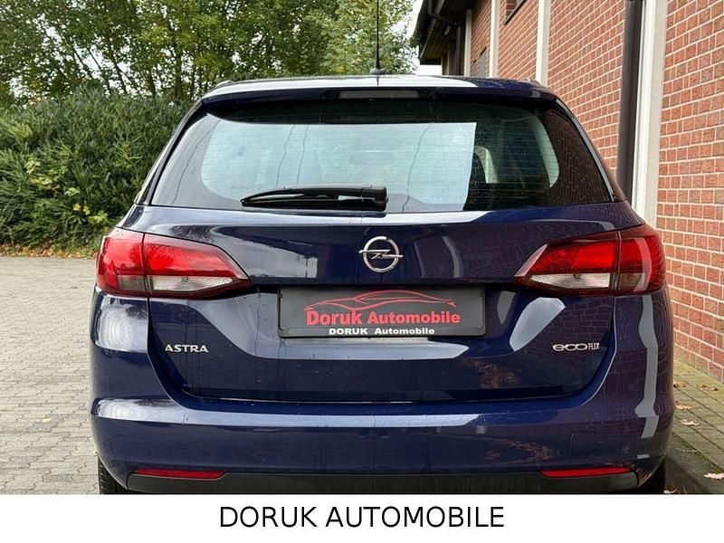 Gebraucht Opel Astra Selection 105 PS (77 kW) 2017 Blau Kombi