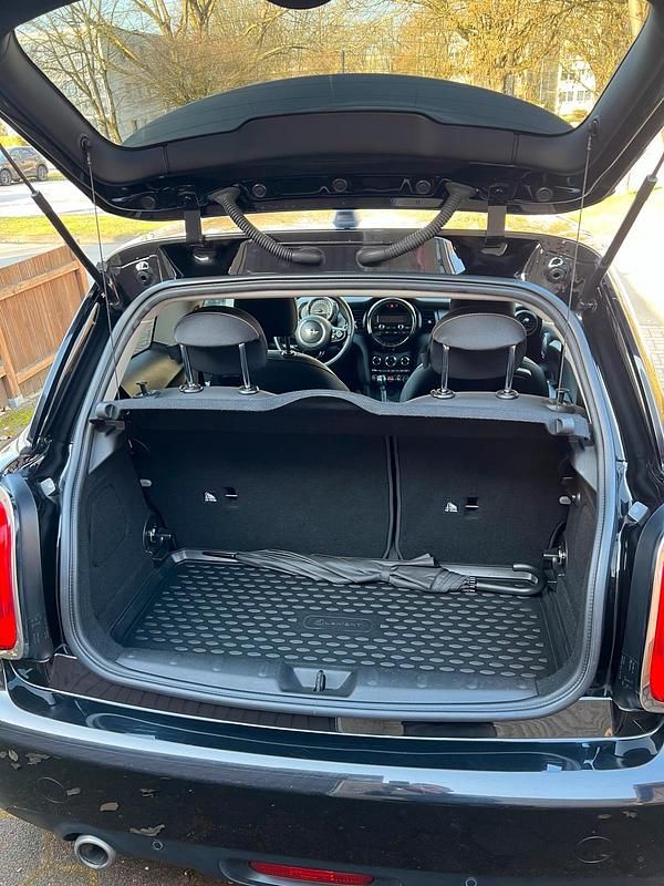 Gebraucht Mini One D 95 PS (69 kW) 2017 Schwarz Kleinwagen